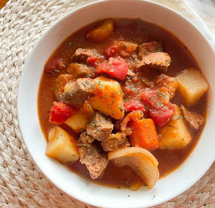 Crock Pot Fire Roasted Beef and Tomato Stew