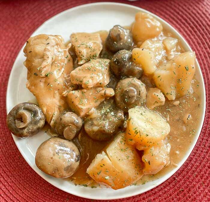 Crock Pot Chicken and Potatoes with Mushrooms