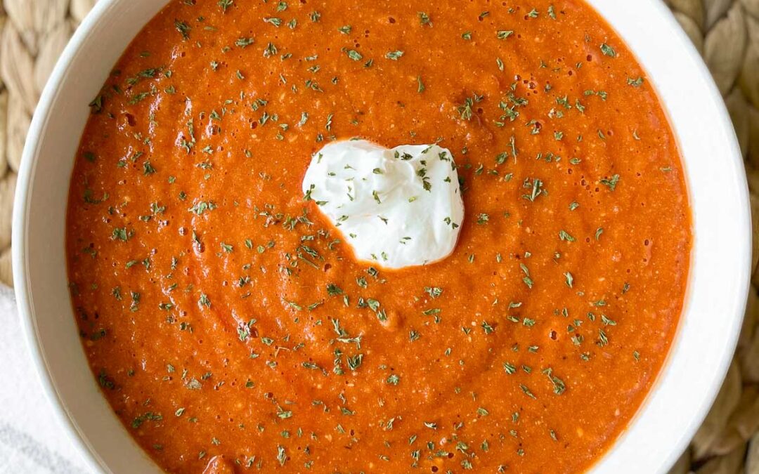 Crock Pot Roasted Cauliflower Red Pepper Soup